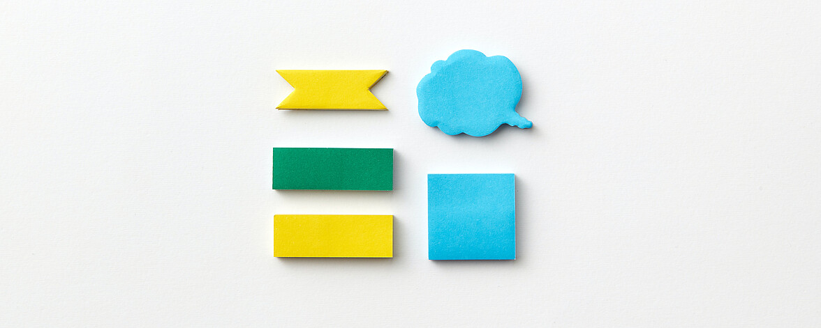 Post-Its in Form von Sprechblasen